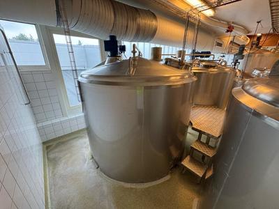 Overview picture of 2014 Bujalski ZBM-03-7 s/s vertical storage tank 7.187L